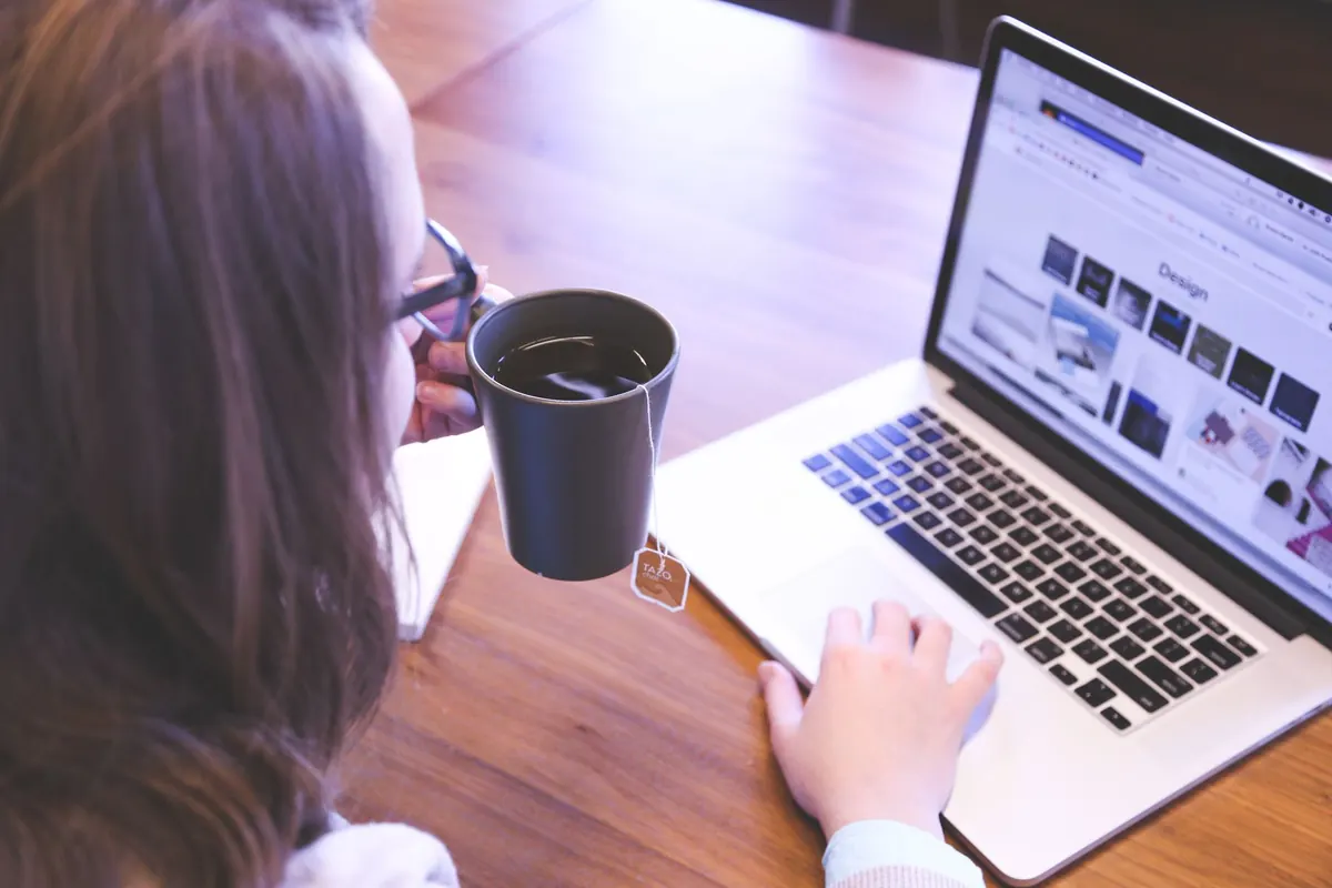 Free vs Paid VPNs: Which One Actually Protects Your Browsing?